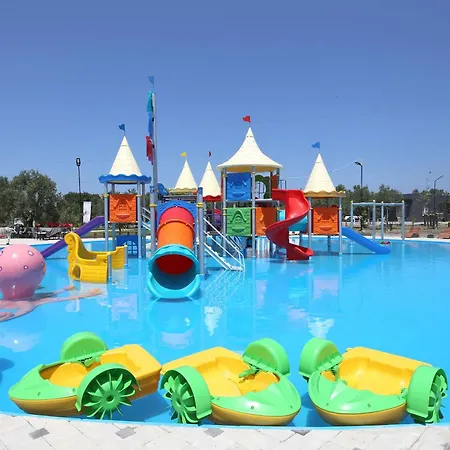 Lantgård Simlarda Aquapark *