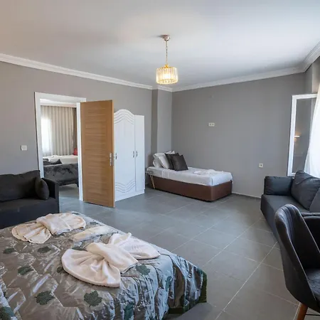 Simlarda Country Club Ayvalık Ayvalı