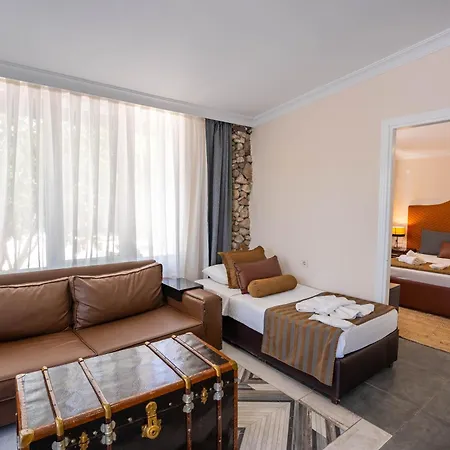 Simlarda Country Club Ayvalık Çiftlik konaklama Ayvalı