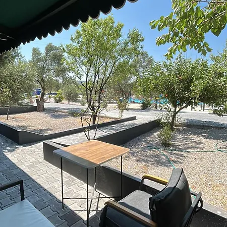 Lantgård Simlarda Aquapark Ayvalı