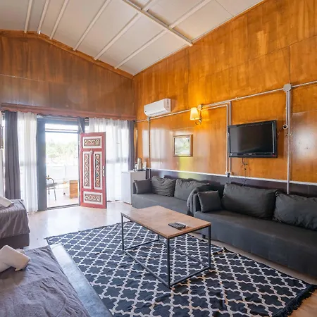 Lantgård Simlarda Aquapark