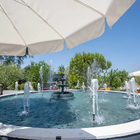 Simlarda Aquapark Séjour à la ferme *