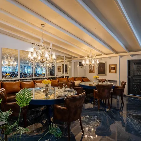 Simlarda Country Club Farm stay