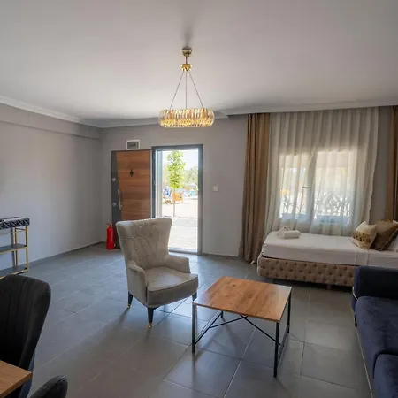 Simlarda Country Club * Айвалык