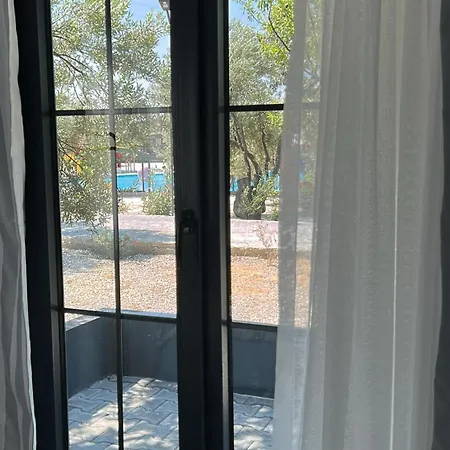 Simlarda Aquapark בית חווה *