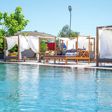 Simlarda Aquapark בית חווה